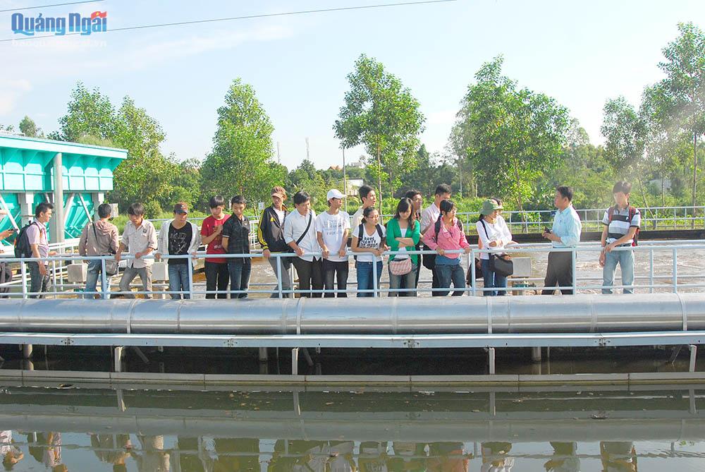 Các trường đại học tổ chức cho sinh viên tham quan nhà máy, trạm xử lý nước thải
